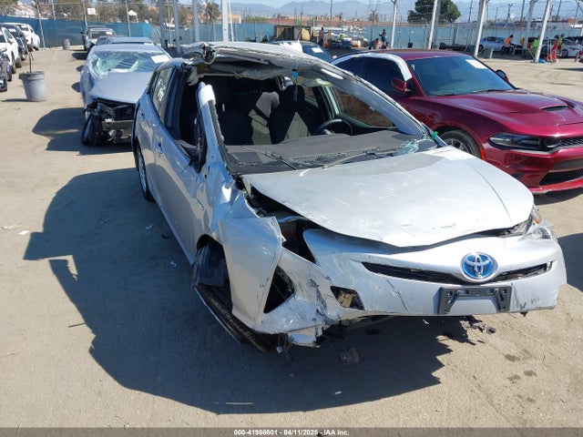 JTDKARFU0G3504772 Toyota Prius Three