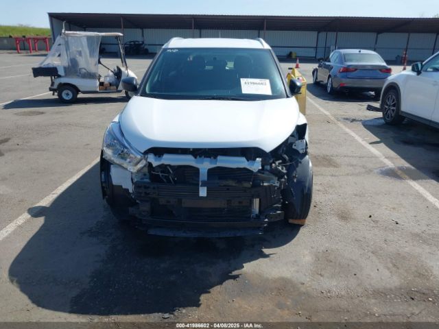 3N1CP5CU8KL491396 Nissan KICKS S