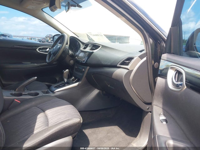 3N1AB7AP8HY390580 Nissan SENTRA SV