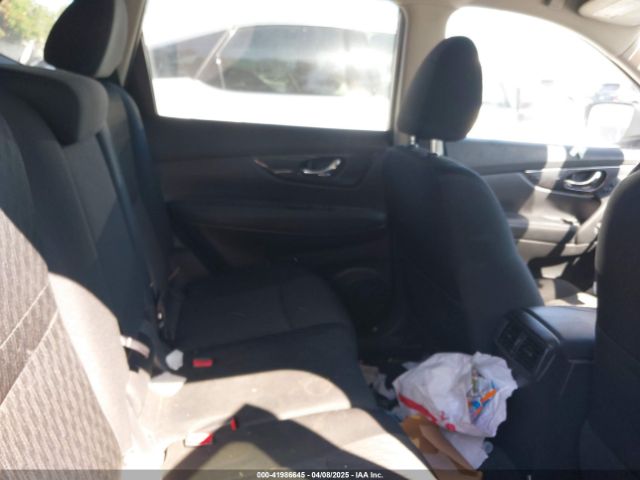 KNMAT2MT7JP590654 Nissan ROGUE SV