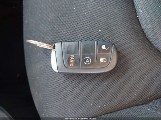ZACNJDB16NPN85990 Jeep Renegade Latitude 4x4