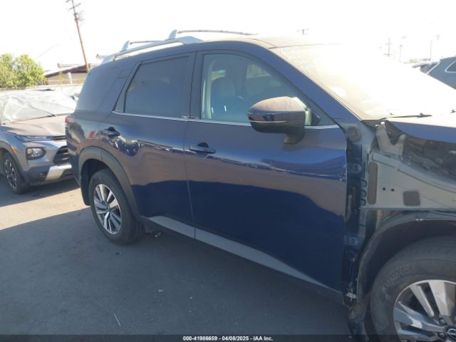 5N1DR3CA4NC246189 Nissan Pathfinder Sl 2wd