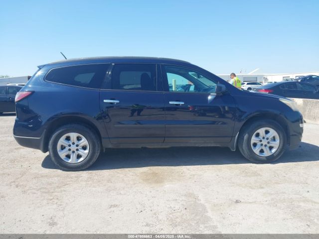 1GNKRFKD7HJ114995 Chevrolet Traverse Ls