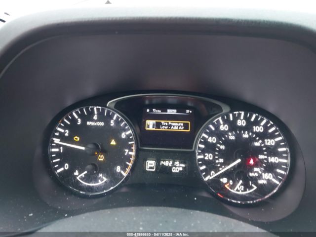 5N1AR2MM8EC722644 Nissan Pathfinder Sv
