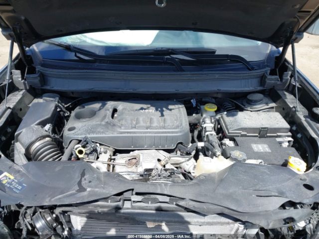 1C4PJMMN1ND527294 Jeep Cherokee Latitude Lux 4x4