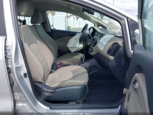 KNADM4A31H6072613 KIA RIO LX