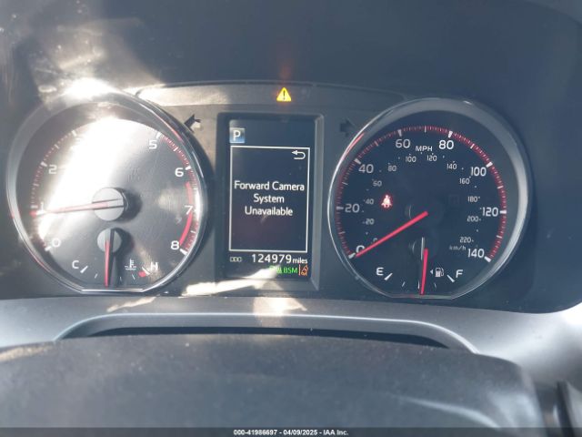 JTMNFREV3JJ156865 Toyota RAV4 SE