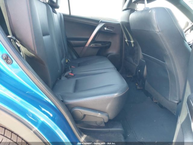 JTMNFREV3JJ156865 Toyota RAV4 SE