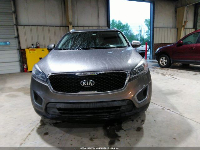 5XYPG4A52HG214862 KIA Sorento 3.3l Lx