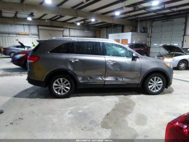 5XYPG4A52HG214862 KIA Sorento 3.3l Lx