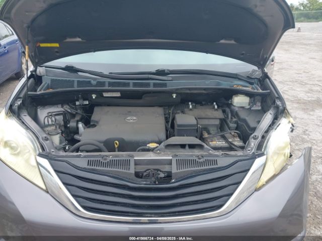 5TDKK3DC9ES448461 Toyota Sienna Le V6 8 Passenger