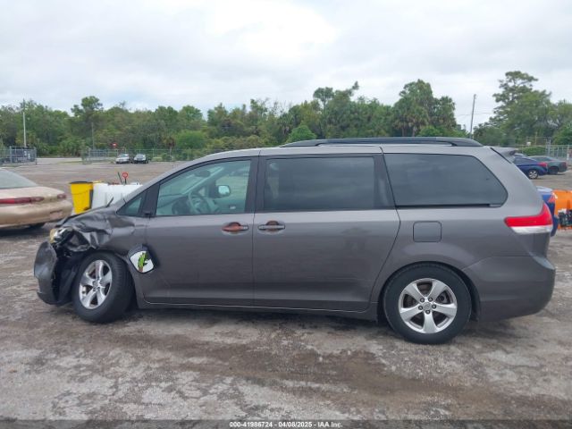 5TDKK3DC9ES448461 Toyota Sienna Le V6 8 Passenger