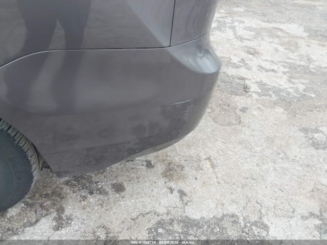 5TDKK3DC9ES448461 Toyota Sienna Le V6 8 Passenger