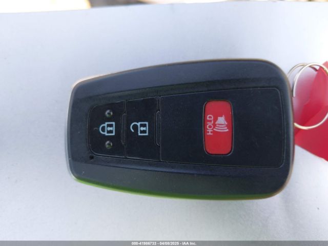 JTDKBRFU9G3021083 Toyota Prius Two