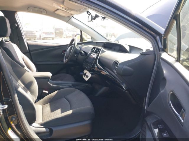 JTDKBRFU9G3021083 Toyota Prius Two