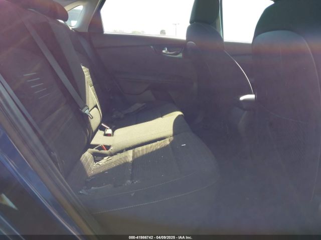 3KPF34AD2KE114151 KIA FORTE S