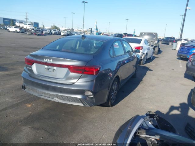 3KPF24AD6PE654306 KIA Forte Lxs