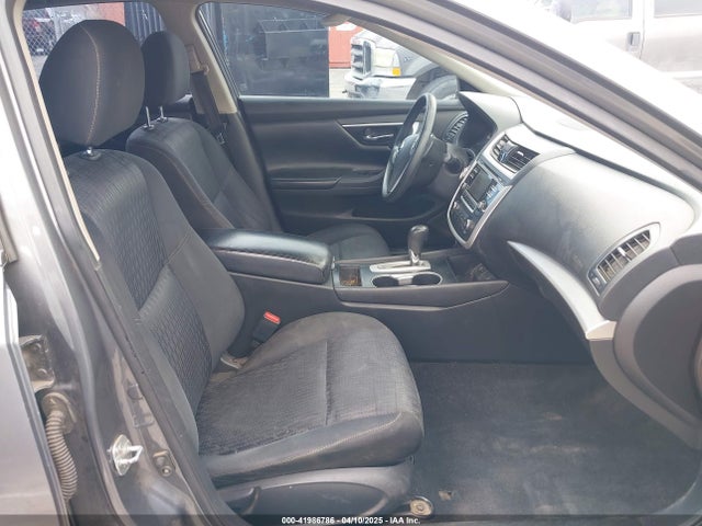 1N4AL3AP3HN318675 Nissan Altima 2.5 S