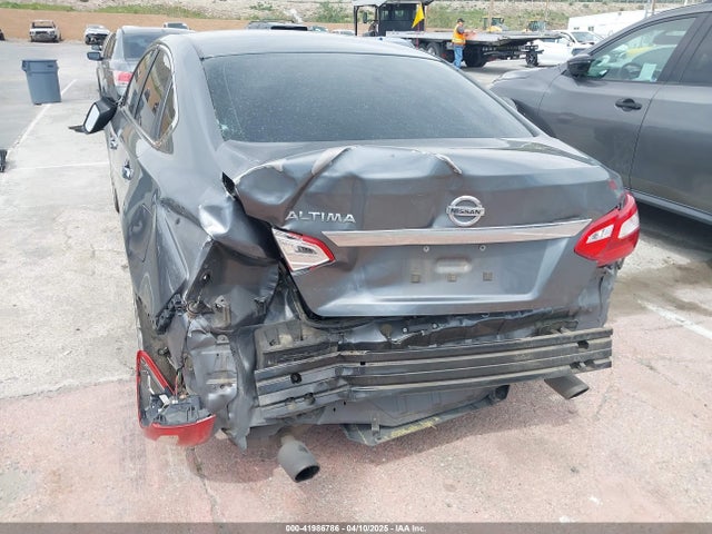 1N4AL3AP3HN318675 Nissan Altima 2.5 S