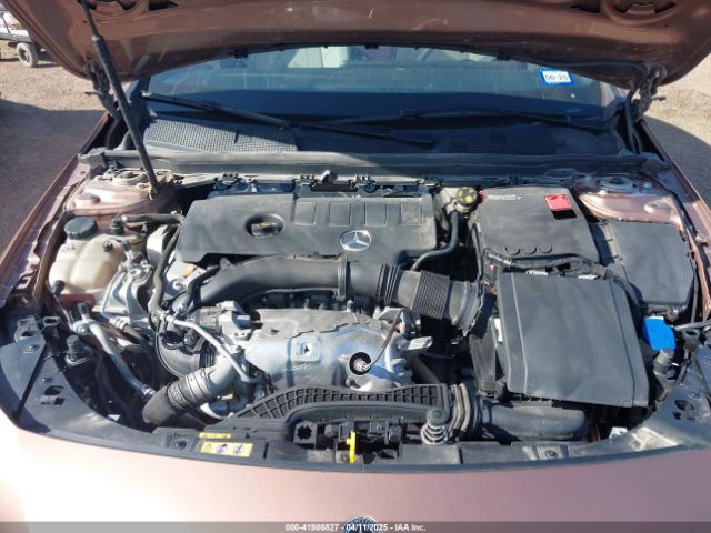 W1K3G4EB6NJ355823 Mercedes-Benz A 220