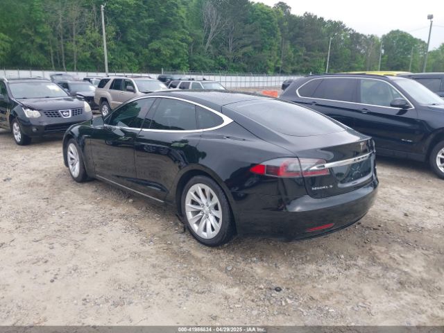 2017 TESLA MODEL S 5YJSA1E1XHF232745 Photo 2