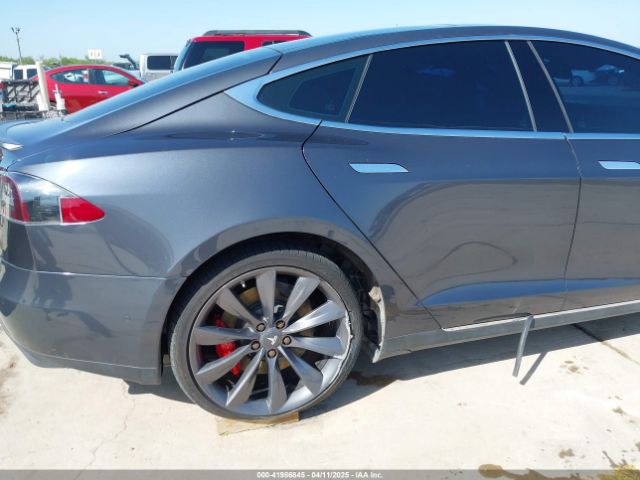 5YJSA1E41FF104093 Tesla Model S 85d/p85d