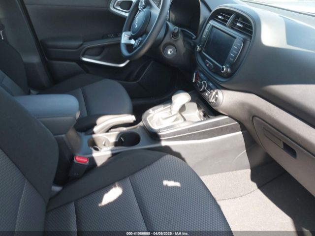 KNDJ23AU4R7911082 KIA SOUL LX