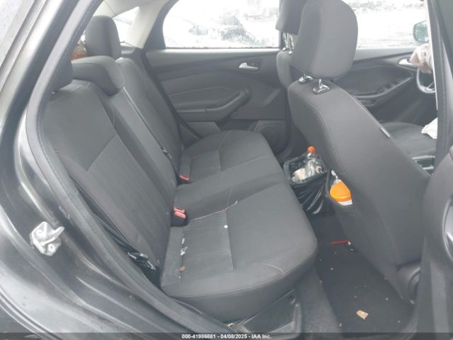 1FADP3F26GL365207 Ford FOCUS SE