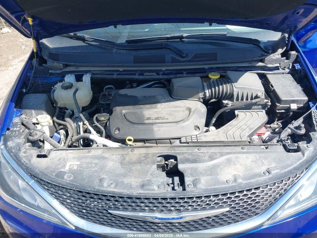 2C4RC1BG6KR708857 Chrysler Pacifica Touring L