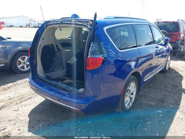 2C4RC1BG6KR708857 Chrysler Pacifica Touring L
