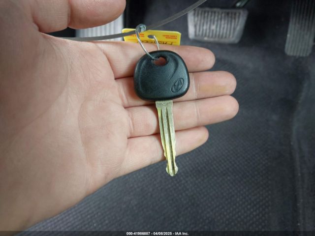 KMHD74LFXLU105433 Hyundai ELANTRA SE