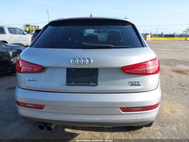 WA1JCCFSXHR000319 Audi Q3 2.0t Premium