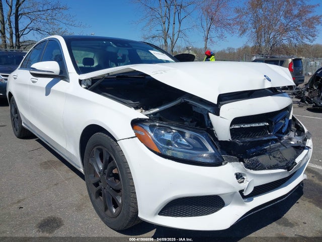 WDDWF4KB3GR139257 Mercedes-Benz C 300 4matic/luxury 4matic/sport 4matic