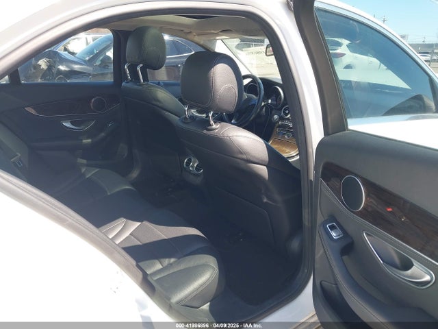 WDDWF4KB3GR139257 Mercedes-Benz C 300 4matic/luxury 4matic/sport 4matic