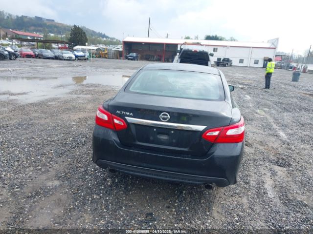 1N4AL3AP3HN340546 Nissan Altima 2.5 S