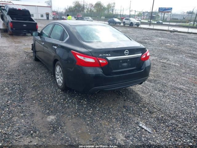 1N4AL3AP3HN340546 Nissan Altima 2.5 S