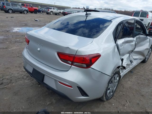 3KPA24AD0NE476979 KIA RIO S