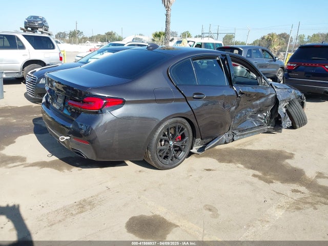 WBA53BJ0XNWX80355 BMW 540 I