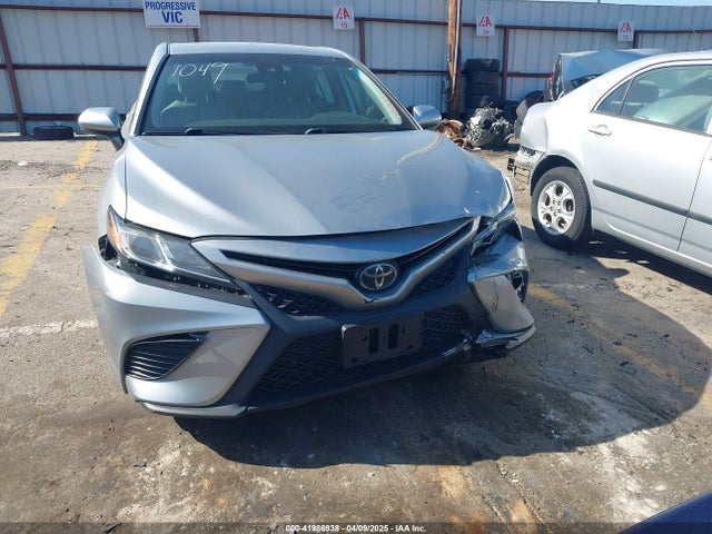 4T1B11HK1KU681049 Toyota CAMRY SE