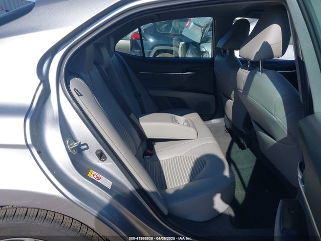 4T1B11HK1KU681049 Toyota CAMRY SE