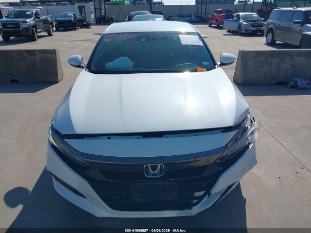 1HGCV1F3XJA264460 Honda Accord Sport