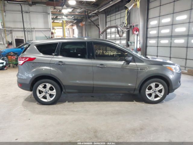 1FMCU9G99EUC45854 Ford ESCAPE SE