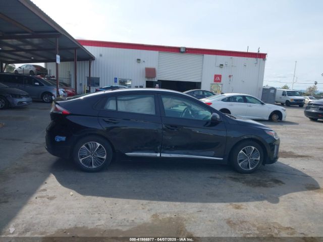 KMHC65LD3MU249765 Hyundai Ioniq Plug-in Hybrid Se