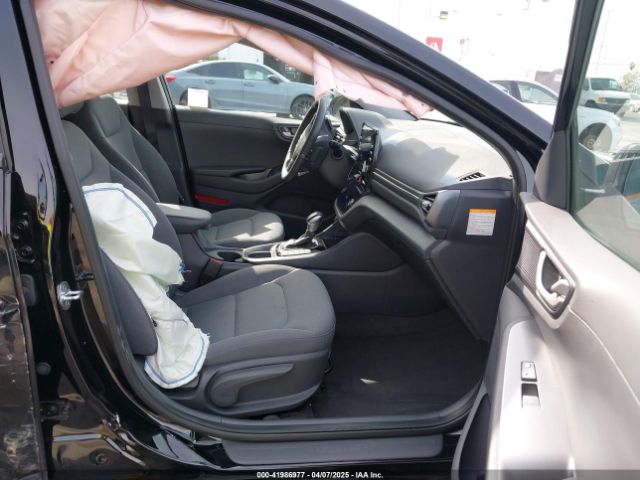 KMHC65LD3MU249765 Hyundai Ioniq Plug-in Hybrid Se