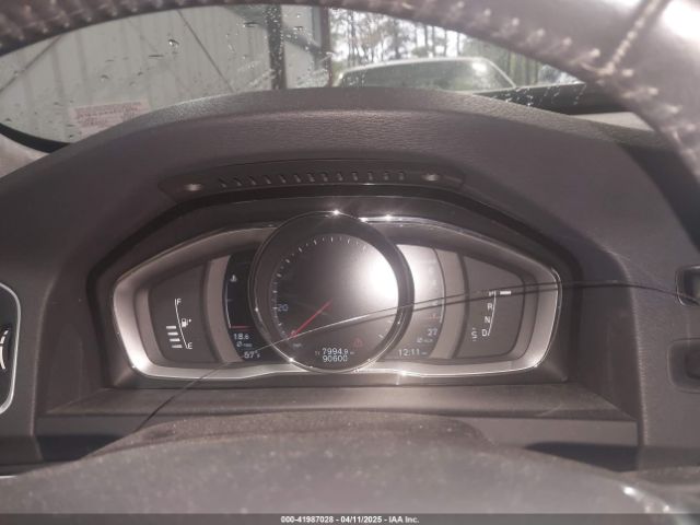 YV4612HK2G1016047 Volvo V60 Cross Country T5