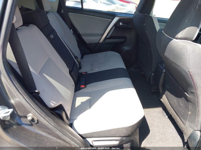 JTMRJREV4JD227473 Toyota Rav4 Hybrid Xle