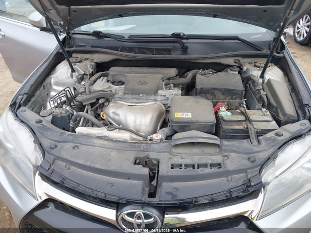 4T1BF1FK0HU329240 Toyota CAMRY SE