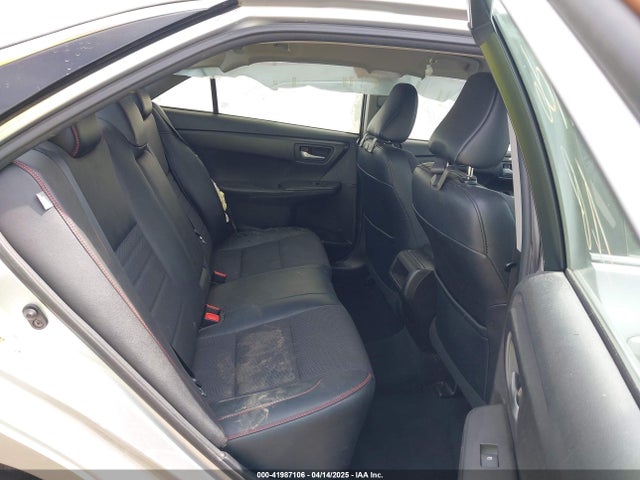 4T1BF1FK0HU329240 Toyota CAMRY SE