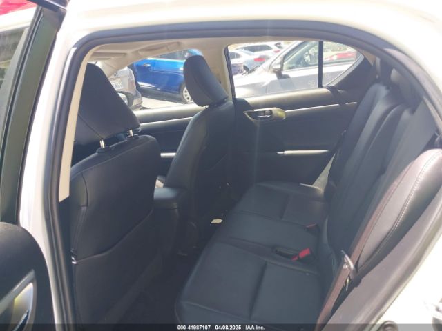 JTHKD5BH6E2191494 Lexus CT 200H