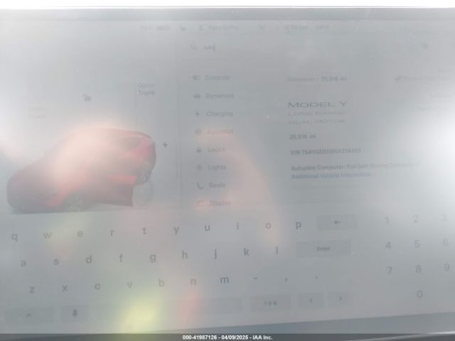 2024 TESLA MODEL Y 7SAYGDEE8RA224397 Photo 6